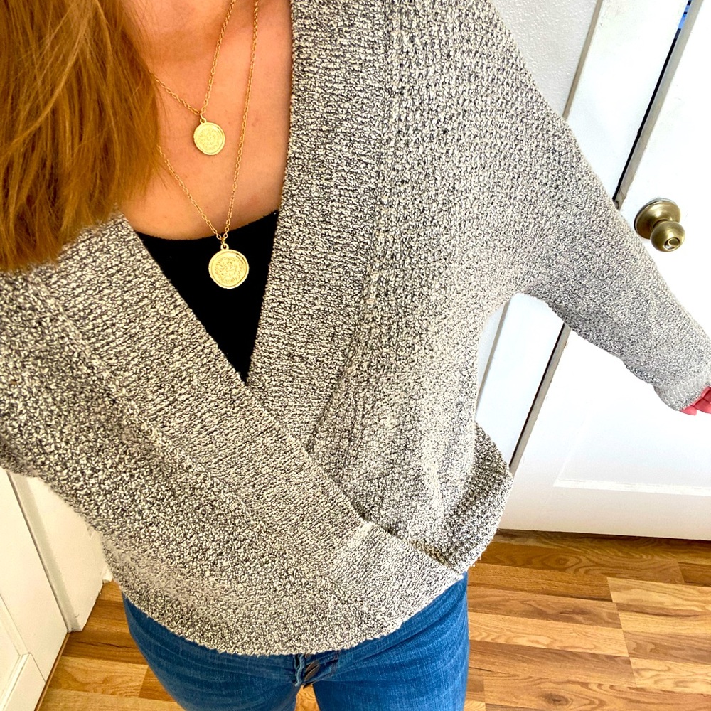 ASTR the label cross body sweater